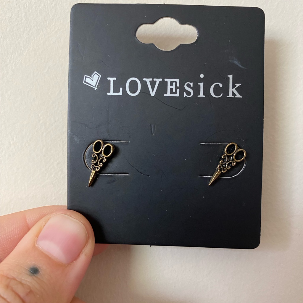 Lovesick Scissor Earrings